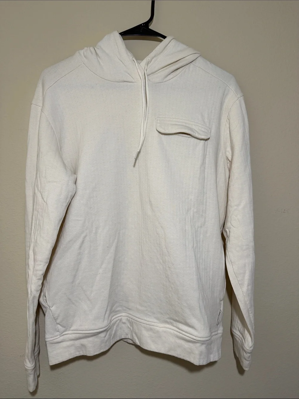 Helly Hanson Women’s Pullover - Picture 2 of 7